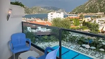 Otel L'etoile İçmeler