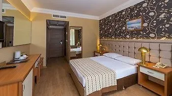 Otel L'etoile İçmeler