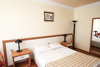 Otel L'etoile İçmeler
